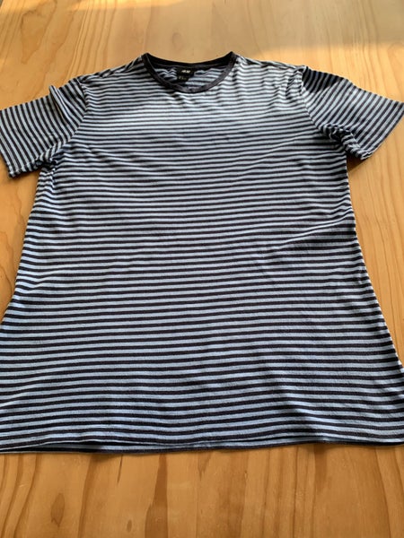Men’s Red Hoody and Blue Striped T-shirt Size Small Carousel 3