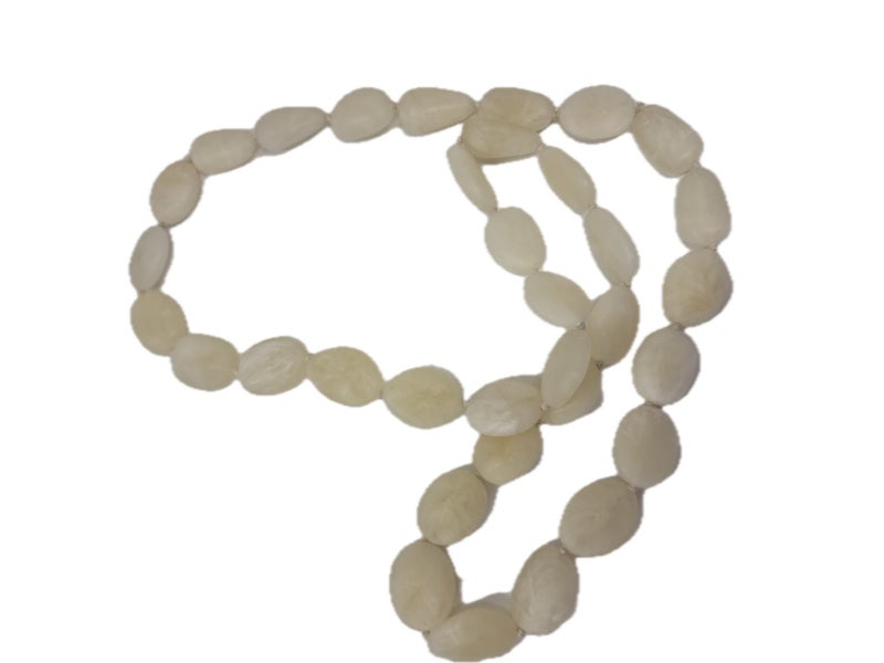 Mother of Pearl Necklace Carousel 2