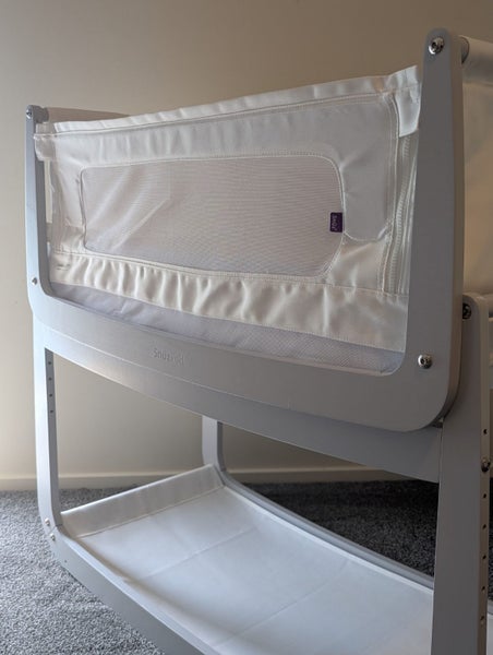 SnuzPod 4 Bassinet – As New + Accessories Included628632159584031116