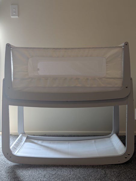SnuzPod 4 Bassinet – As New + Accessories Included62863215958403111