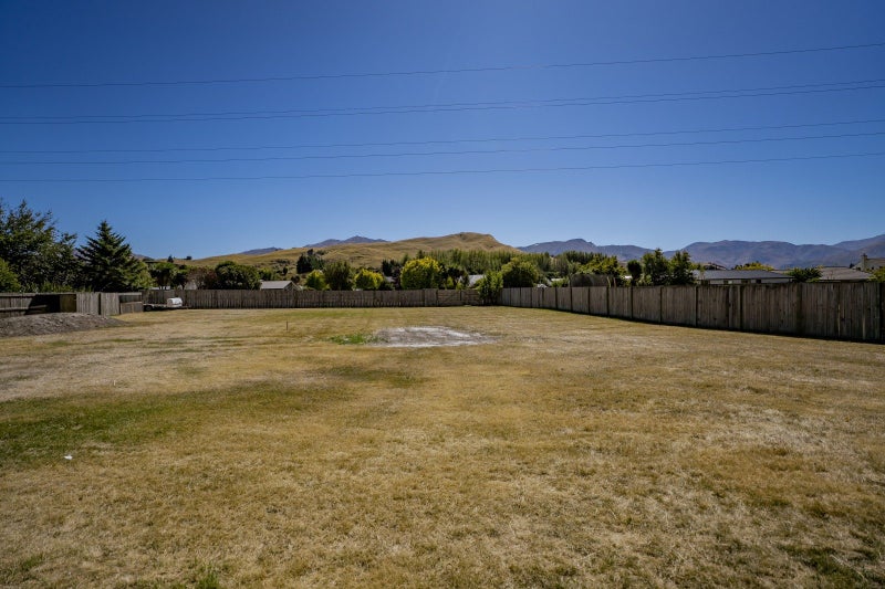 Image 2 of 10