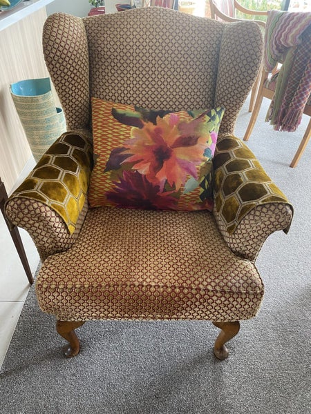 Antique chair - restored structure - beautiful French fabric!628543167464981116