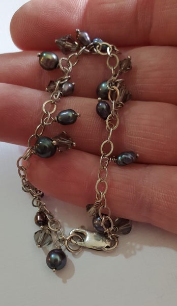 Black Freshwater Pearl & Crystal Bracelet Carousel 1