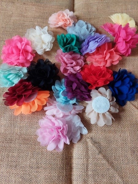 Bulk fabric flowers Carousel 1