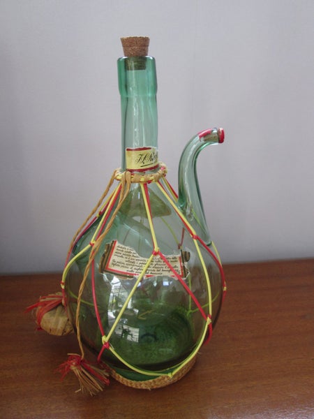 Vintage Italian Rosatello Ruffino Large Green Decanter (empty) Carousel 2