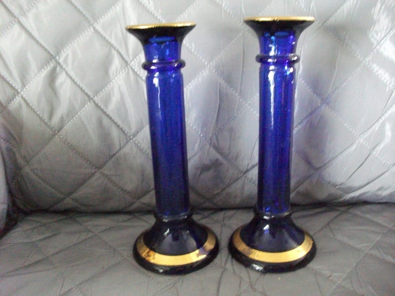 2 x COBALT BLUE GLASS CANDLE STICKS WITH GOLD TONED TRIM Carousel 1