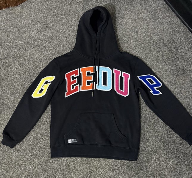 Geedup hoodie Carousel 1