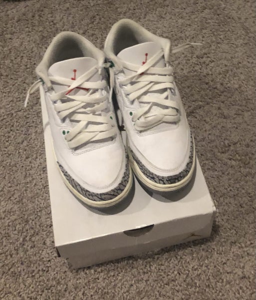 Jordan 3’s Lucky Green Carousel 1
