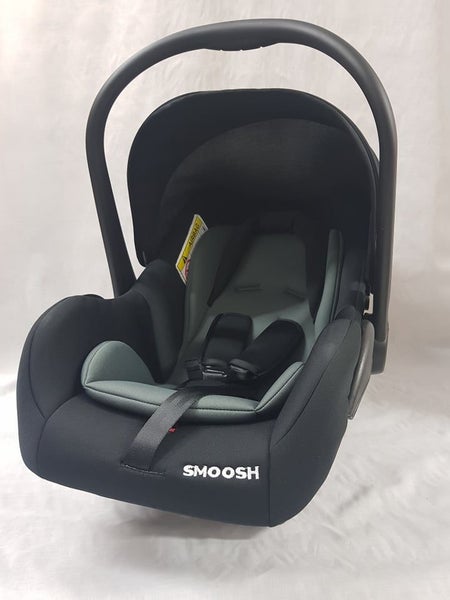 Brand New Smoosh Capsule Black Carousel 1