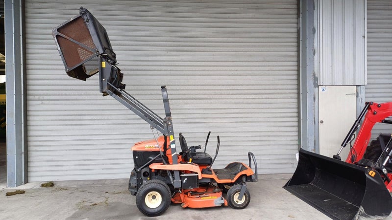 2015 Kubota GZD15 Carousel 2