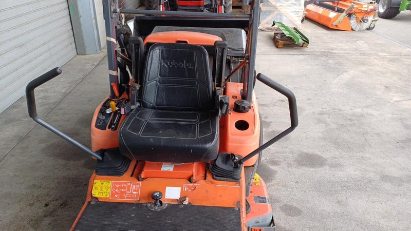 2015 Kubota GZD15 Carousel 7