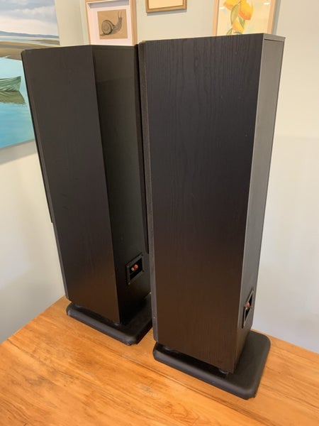 Fantastic Polk RT-600 Speakers - Outstanding Build Quality; Excellent Sound! Carousel 2