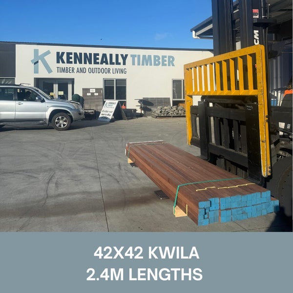 42x42mm KWILA KD DRESSED ALL ROUND 2.4m Carousel 1