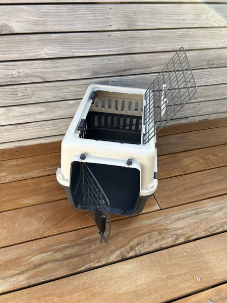 Brooklands cat carrier x-small up to 5kg Carousel 2
