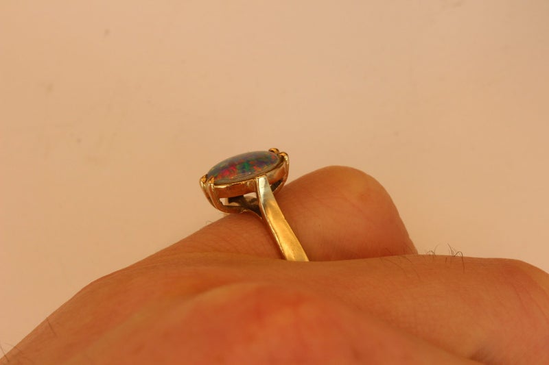 9ct Opal ring Carousel 7