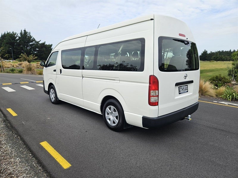 2016 Toyota Hiace 12 Seat 3.0TD Minibus ZX62863247892610113