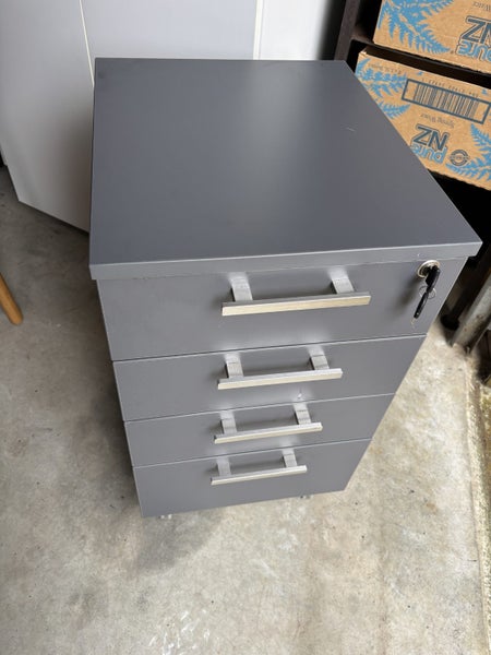 4 Drawer Under Desk Mobile Carousel 2
