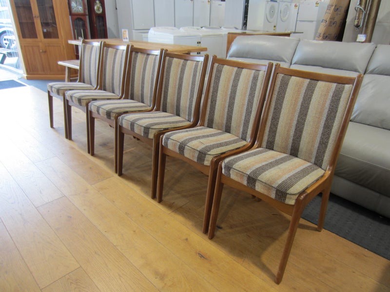 6 x 'Furniture by Knight' Mid Century Dining Chairs Carousel 2