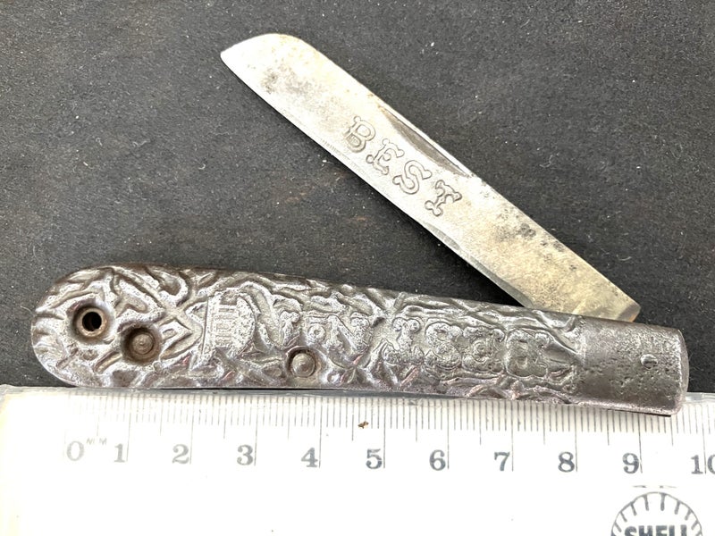 Early Pocket Knife by BEST No 1 manufacturers. Carousel 3