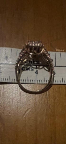Diamond ring with white/champagne diamonds ~ New & Unworn ~ REDUCED*rrp$2500 Carousel 12