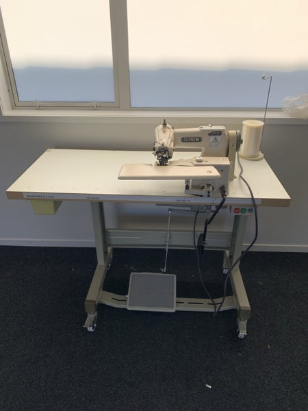 Quality sewing machine Carousel 1