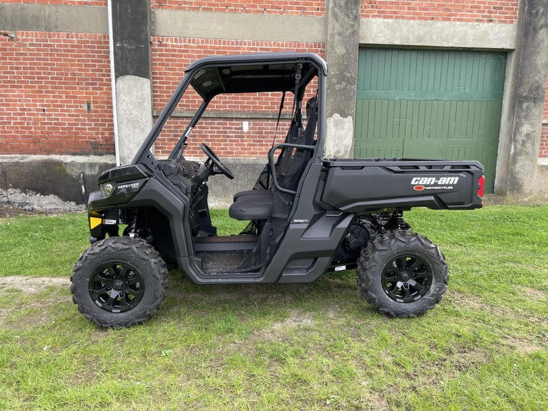 2025 Can-Am Defender HD9 XU62864756053250111