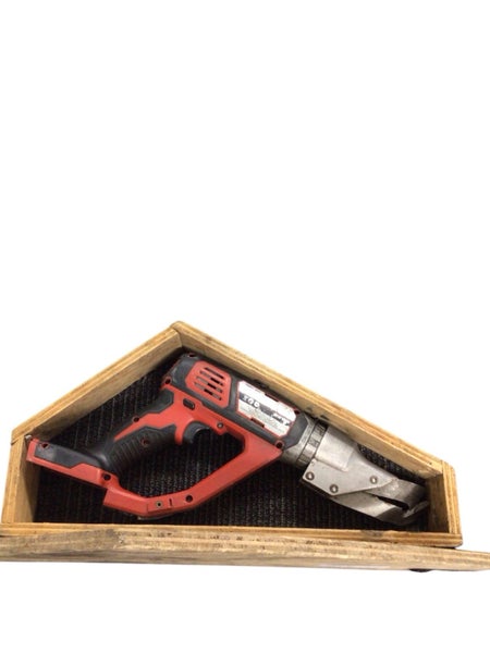 MILWAUKEE SHEARS Carousel 1