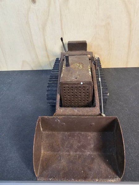 NZ Made U.S. Army Tonka CAT D8 or D9. 100% Original. Battle Weary. Carousel 8
