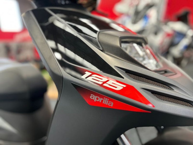 2019 Aprilia SR MOTARD 12562863267316993112