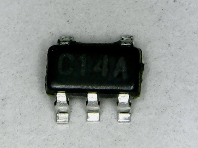 LMV7219 Comparator with Rail-to-Rail Output Carousel 1