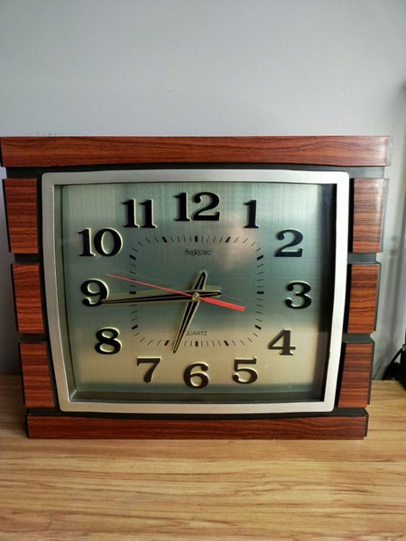 Rare Vintage Supreme Clock Carousel 1