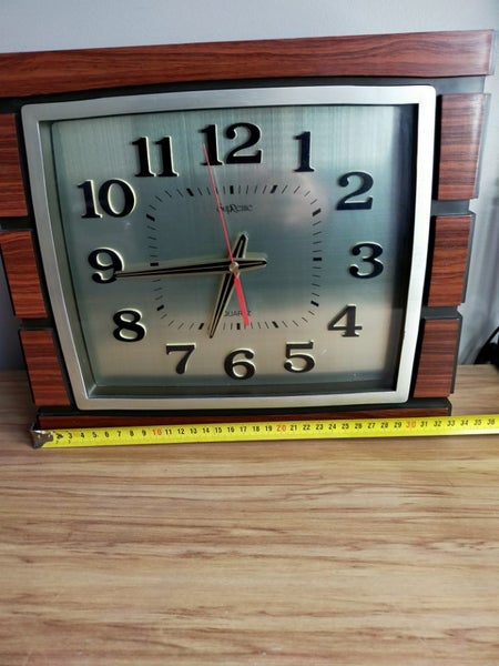 Rare Vintage Supreme Clock Carousel 2