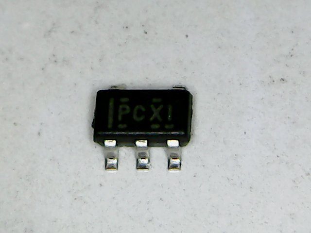Voltage regulator, linear 3.3V 50mA SOT23-5 Carousel 1