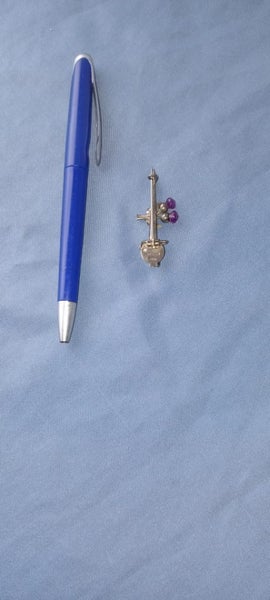 Ideal for mothers day - silver brooch Carousel 2