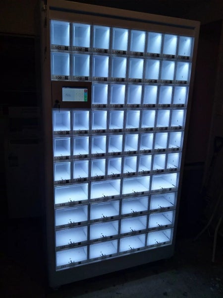 64 Mobile pay vending machine(Alipay & wechat)using cloud Tech no cash Carousel 1