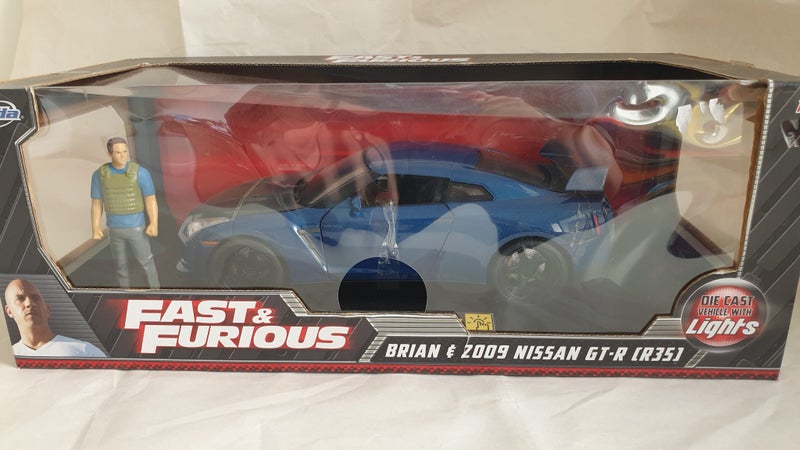 JADA FAST AND FURIOUS BRIANS NISSAN SKYLINE GT-R R35 WITH LIGHTS 1:18 SCALE MIB Carousel 1