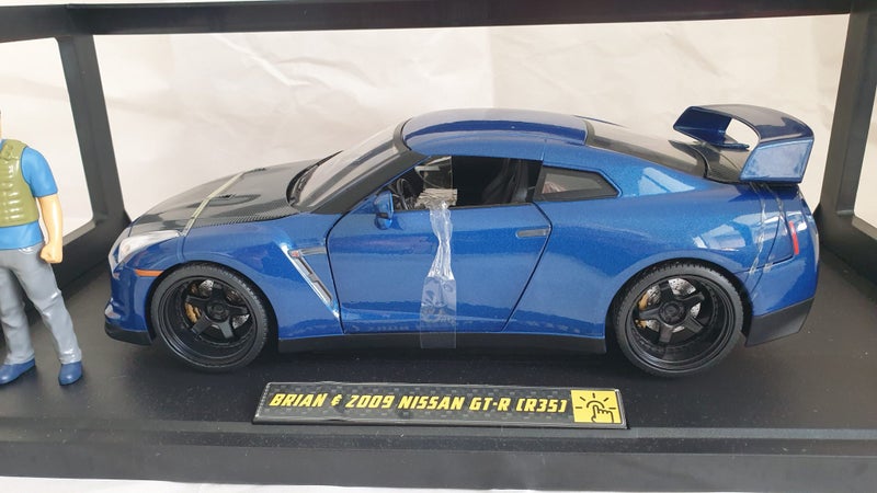 JADA FAST AND FURIOUS BRIANS NISSAN SKYLINE GT-R R35 WITH LIGHTS 1:18 SCALE MIB Carousel 2