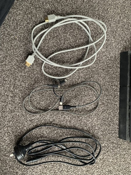 PS4 (console & controller) Carousel 3