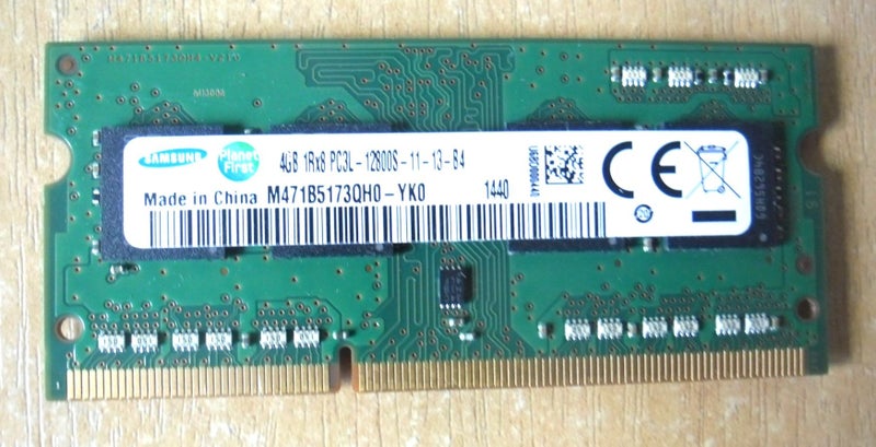 4GB memory module, DDR3L-12800 laptop RAM, removed for upgrade. Carousel 1