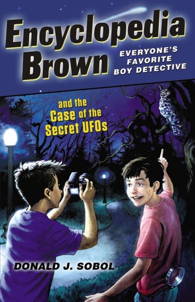 Encyclopedia Brown and the Case of the Secret UFOs by Donald J. Sobol - Paperbac Carousel 1