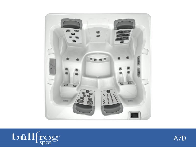 SPA POOL - BULLFROG SPAS - A7D Carousel 1