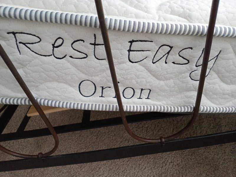 French Daybed. Just Gorgeous.62933725194881114