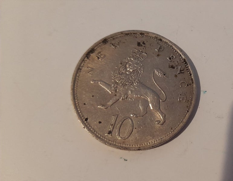 UK Great Britain 10 new pence 1969 Carousel 1