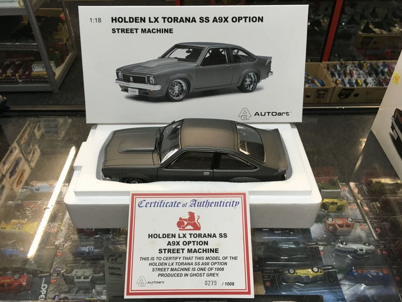 1/18 AUTO ART - HOLDEN LX TORANA SS A9X OPTION STREET MACHINE GREY Carousel 1