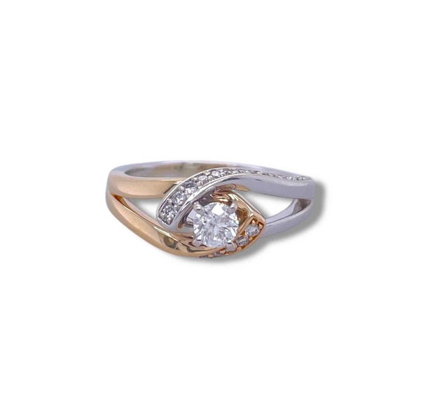 14CT YELLOW/WHITE GOLD RING WITH DIAMONDS Carousel 1