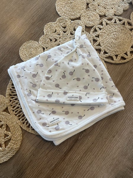 Country Road baby wrap & hat Carousel 1