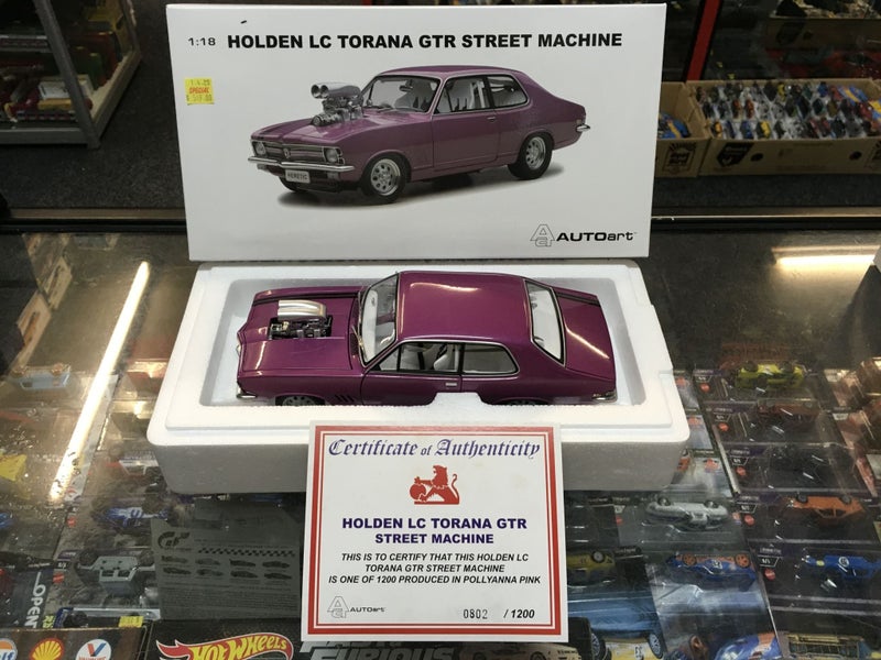 1/18 AUTO ART - HOLDEN LC TORANA GTR STREET MACHINE Carousel 1