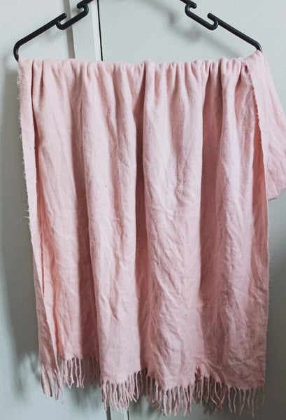 $1NR REAL SOFT PINK SCARF Carousel 1