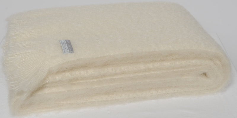 Masterweave Windermere Mohair Knee Wrap Throw Blanket-Dove Carousel 1
