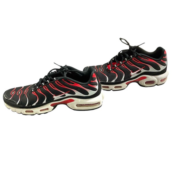 NIKE 'AIR MAX PLUS UNIVERSITY RED' - US 9.5 Carousel 1